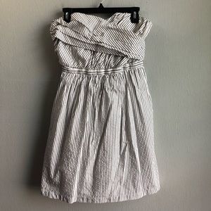 Aryn K ruched bodice strapless dress M stripes.